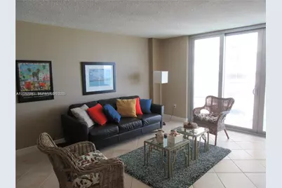 5701 Collins Ave #919, Miami Beach, FL 33140 - Photo 4