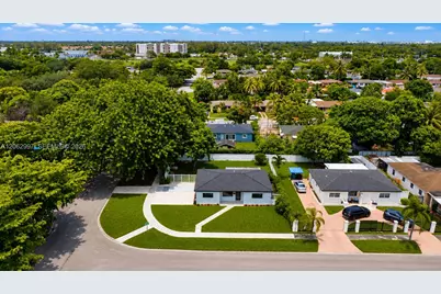 1571 NW 132nd St, Miami, FL 33167 - Photo 8