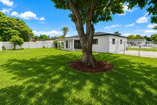 1571 NW 132nd St, Miami, FL 33167 - Photo 26