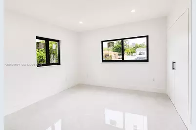 1571 NW 132nd St, Miami, FL 33167 - Photo 18