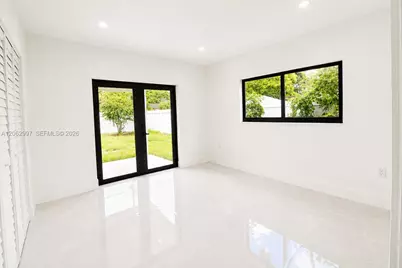 1571 NW 132nd St, Miami, FL 33167 - Photo 16