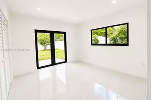 1571 NW 132nd St, Miami, FL 33167 - Photo 16