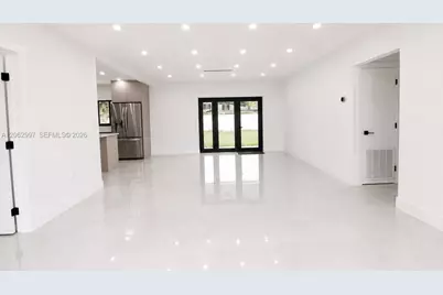 1571 NW 132nd St, Miami, FL 33167 - Photo 10