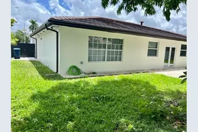 9845 NW 25th Ter, Doral, FL 33172 - Photo 34