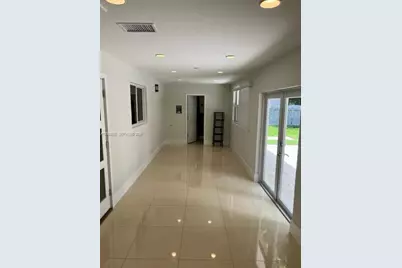 9845 NW 25th Ter, Doral, FL 33172 - Photo 6