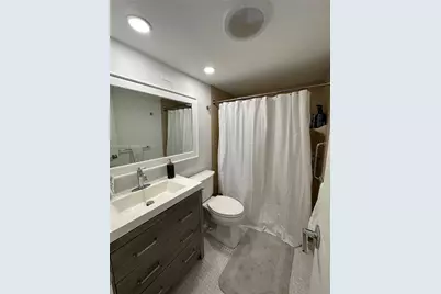 222 N Oakridge N #222, Deerfield Beach, FL 33442 - Photo 8