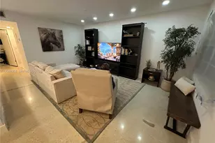 222 N Oakridge N, Deerfield Beach, FL 33442 - Photo 10