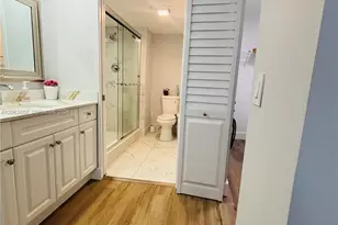 701 SW 142nd Ave, Pembroke Pines, FL 33027 - Photo 14