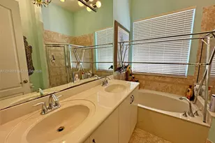 3457 NE 2nd St, Homestead, FL 33033 - Photo 10
