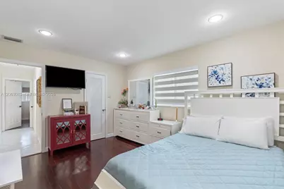 5713 NW 87th Ave, Tamarac, FL 33321 - Photo 8
