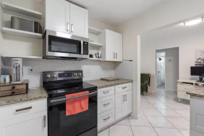 5713 NW 87th Ave, Tamarac, FL 33321 - Photo 4