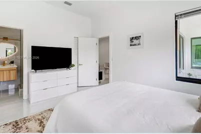 8635 N Miami Ave, El Portal, FL 33150 - Photo 14