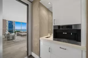 17749 Collins Ave, Sunny Isles Beach, FL 33160 - Photo 32