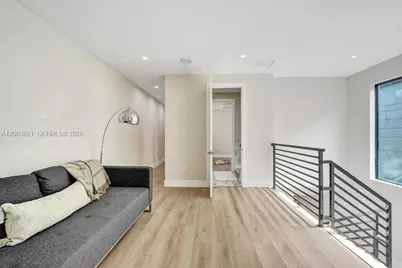 1103 NE 16th Ter #1, Fort Lauderdale, FL 33304 - Photo 16