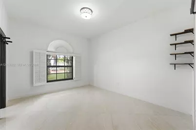 8215 Grand Canal Dr, Miami, FL 33144 - Photo 28