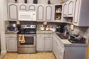 1341 NW 132nd St, Miami, FL 33167 - Photo 6