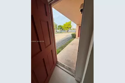 8951 SW 72nd St #102, Miami, FL 33173 - Photo 16