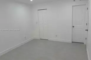 8951 SW 72nd St, Miami, FL 33173 - Photo 8