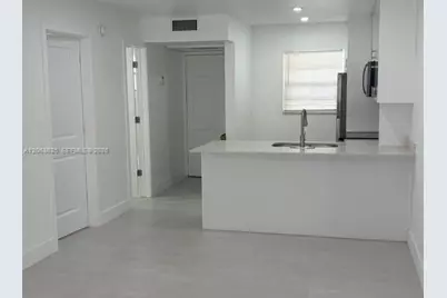 8951 SW 72nd St #102, Miami, FL 33173 - Photo 2