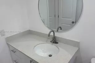 8951 SW 72nd St, Miami, FL 33173 - Photo 4