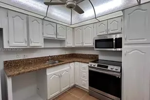 1300 St Charles Pl, Pembroke Pines, FL 33026 - Photo 14