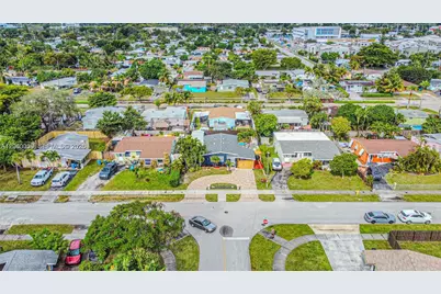 801 NE 57th St, Oakland Park, FL 33334 - Photo 46