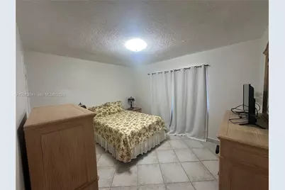 755 SW 6th St #10, Miami, FL 33130 - Photo 10