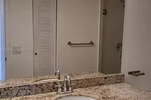731 Vista Isles Dr, Sunrise, FL 33325 - Photo 12