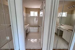9781 NW 45th Ln, Doral, FL 33178 - Photo 10