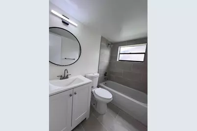 2685 W 66th St #12-20, Hialeah, FL 33016 - Photo 8