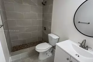 2685 W 66th St, Hialeah, FL 33016 - Photo 16
