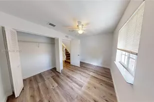 2084 NE 167th St, North Miami Beach, FL 33162 - Photo 10