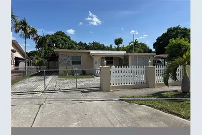 562 E 44th St, Hialeah, FL 33013 - Photo 1