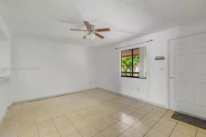 2170 W 60th St #16208, Hialeah, FL 33016 - Photo 10