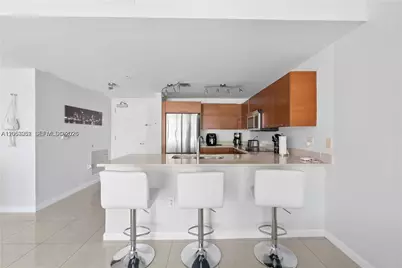 3250 NE 1st Ave #917, Miami, FL 33137 - Photo 2
