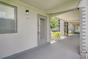 159 Brittany D, Delray Beach, FL 33446 - Photo 4
