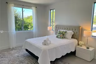 807 SE 14th St, Fort Lauderdale, FL 33316 - Photo 10