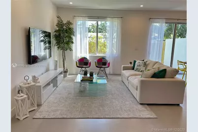 807 SE 14th St #0, Fort Lauderdale, FL 33316 - Photo 2