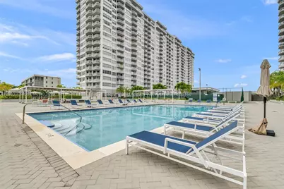 18071 Biscayne Blvd #901, Aventura, FL 33160 - Photo 36