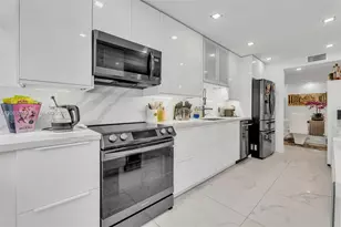 18071 Biscayne Blvd, Aventura, FL 33160 - Photo 14