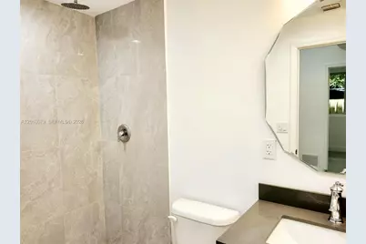 580 NW 34th St #1, Miami, FL 33127 - Photo 20
