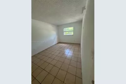 4265 NW South Tamiami Canal Dr #1-214, Miami, FL 33126 - Photo 4