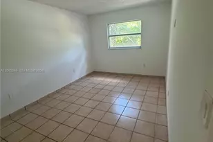 4265 NW S Tamiami Canal Dr, Miami, FL 33126 - Photo 4