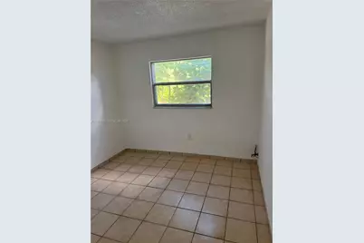 4265 NW South Tamiami Canal Dr #1-214, Miami, FL 33126 - Photo 6