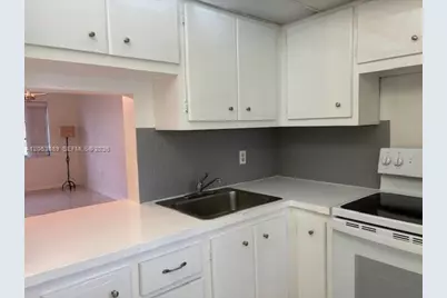 2815 NE 201st Ter #L219, Aventura, FL 33180 - Photo 2
