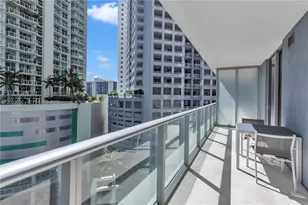 1300 Brickell Bay Dr, Miami, FL 33131 - Photo 18