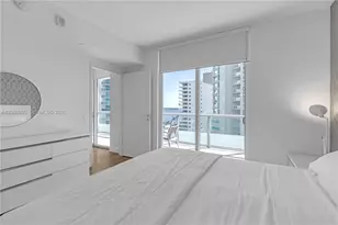 1300 Brickell Bay Dr, Miami, FL 33131 - Photo 12