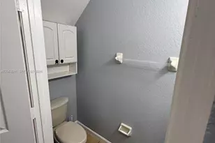8811 S Isles Creek, Tamarac, FL 33321 - Photo 16