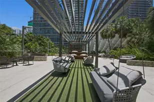 88 SW 7th St, Miami, FL 33130 - Photo 6