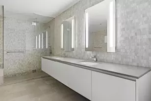 88 SW 7th St, Miami, FL 33130 - Photo 42